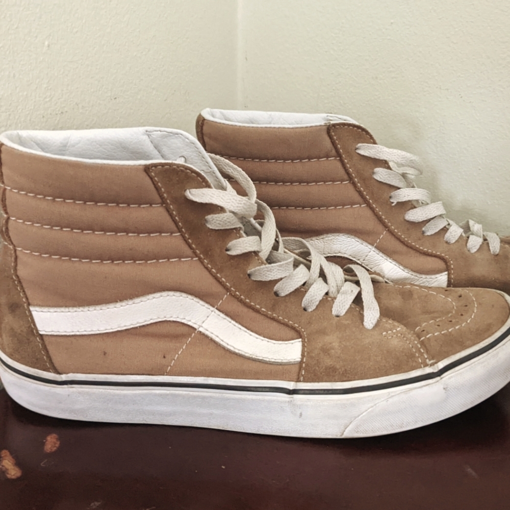 VANS sk8 hi, light brown/tan, sz 9.5